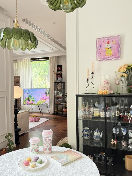 独居女孩住进280平的粉色小屋🩷🎀🌷