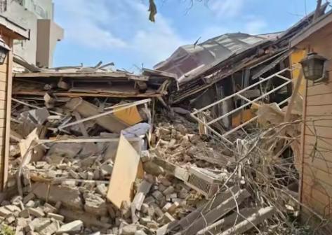 发现了一个特别重要的事情，那就是只要这个世界重新安静下来，那么咱们的建筑公司是不