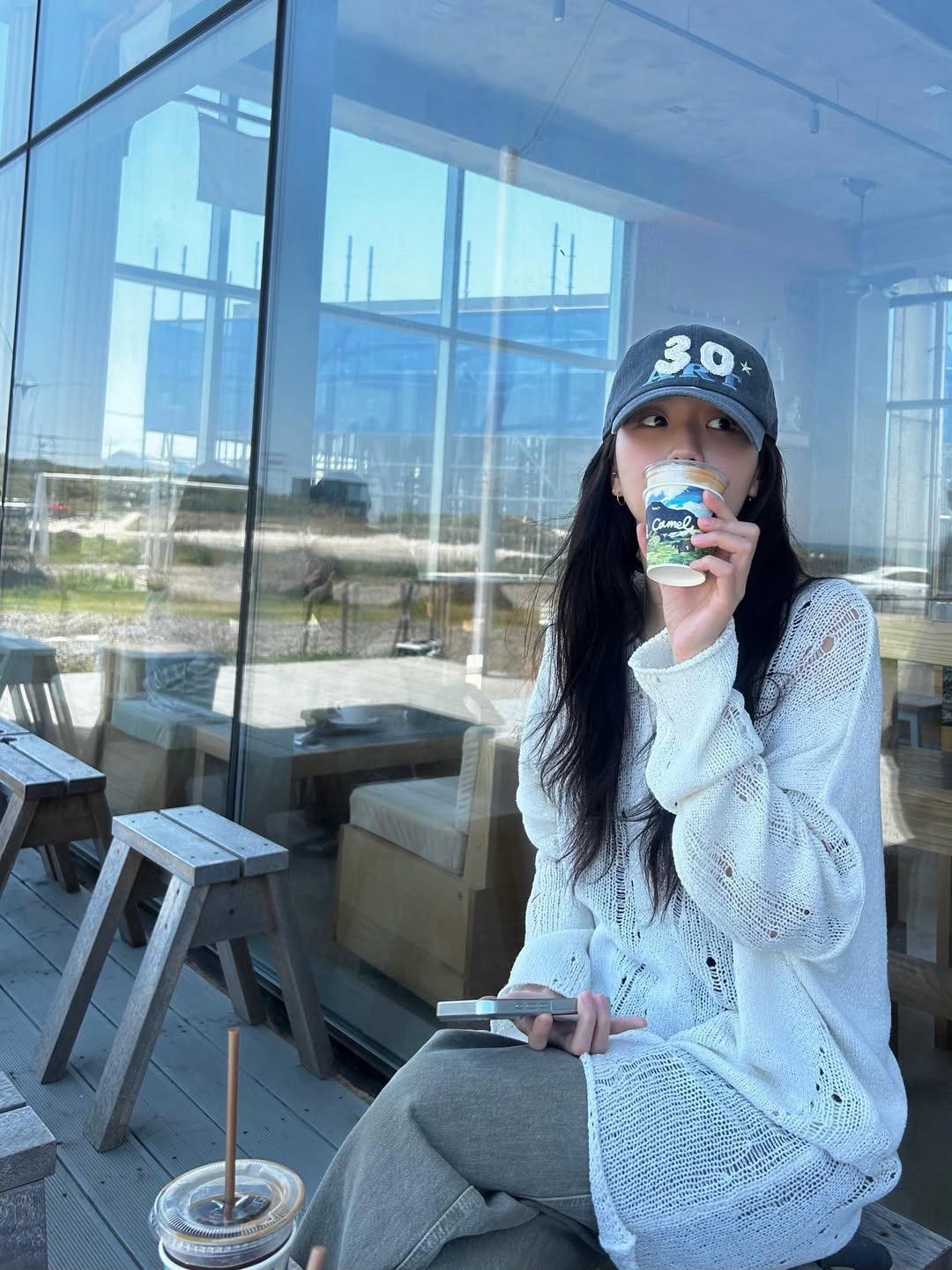 向你一键发送她的风景