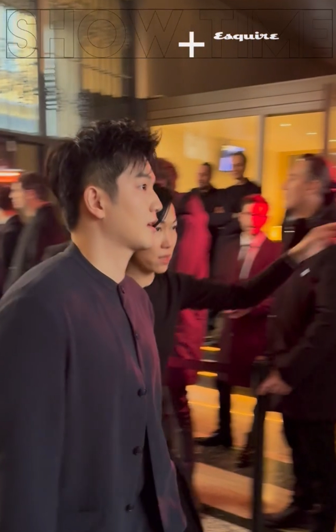 眼睛亮亮的呢✨🥺 