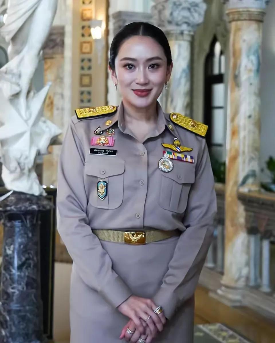 佩通坦果然不是吃素的，决不给洪森任何可乘之机！突然下令全国禁飞无人机，违者最高坐