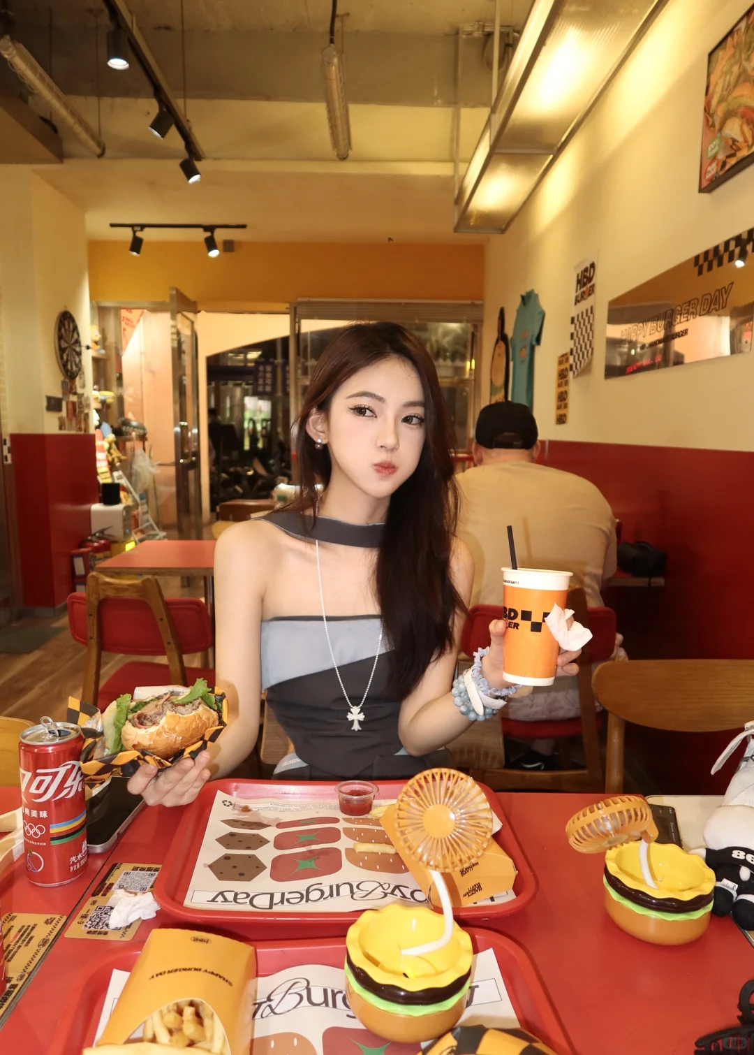 吃个🍟