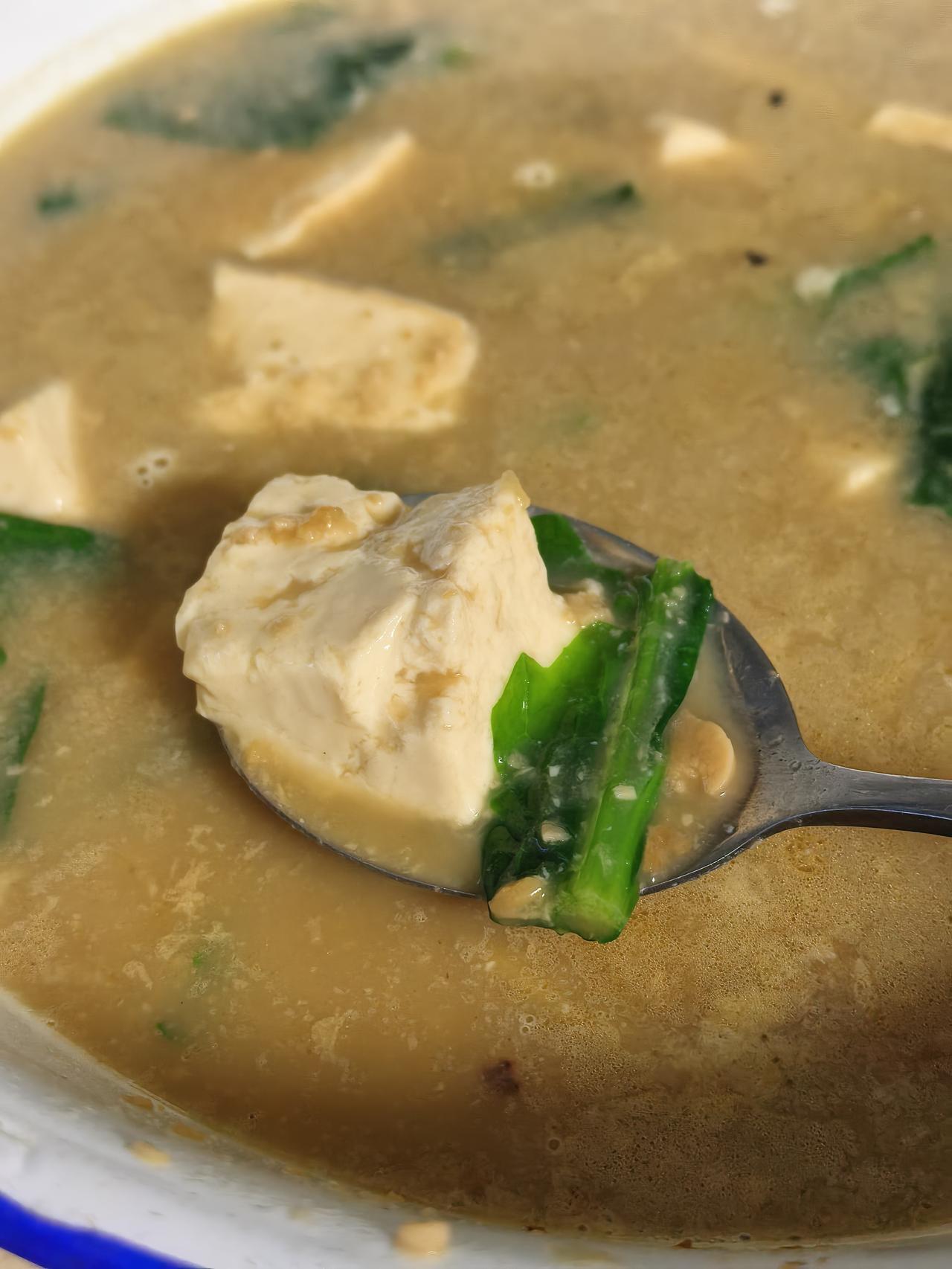 有没有人知道为什么用臭豆酱炖豆腐特别嫩啊！！