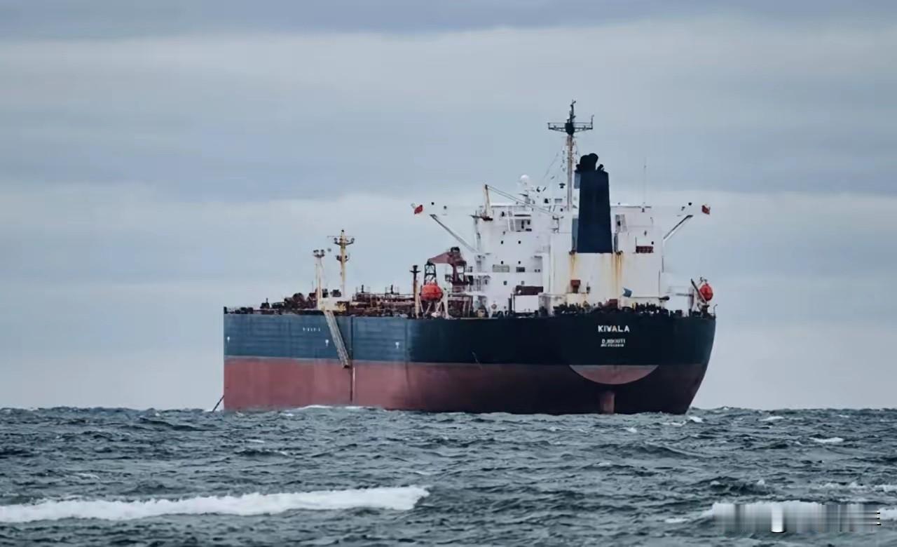 局势已经非常危险，美国军事专家前五角大楼官员派恩警告称，如果美国继续对伊朗进行海