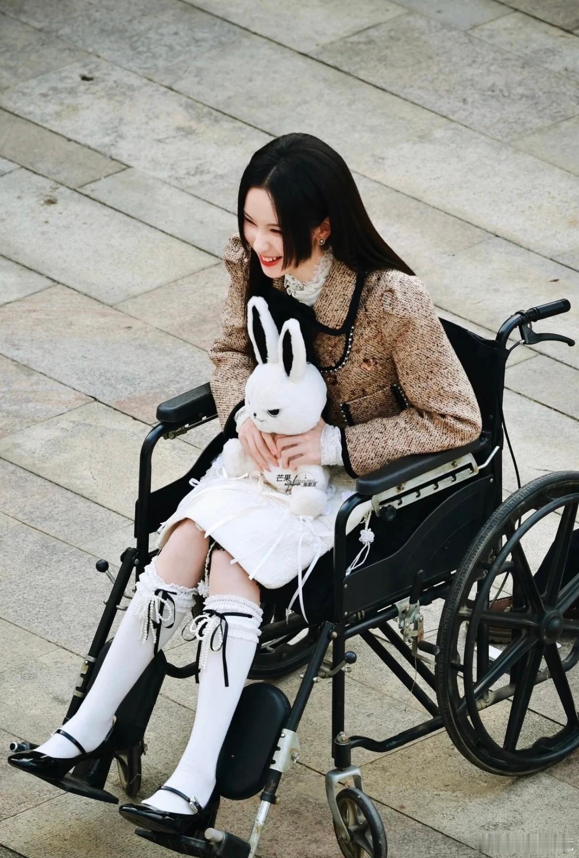 陈都灵玩偶发布节奏陈都灵玩偶有第二季 谁家漫撕女主来了！白幼薇你怎么萌成这样啊[