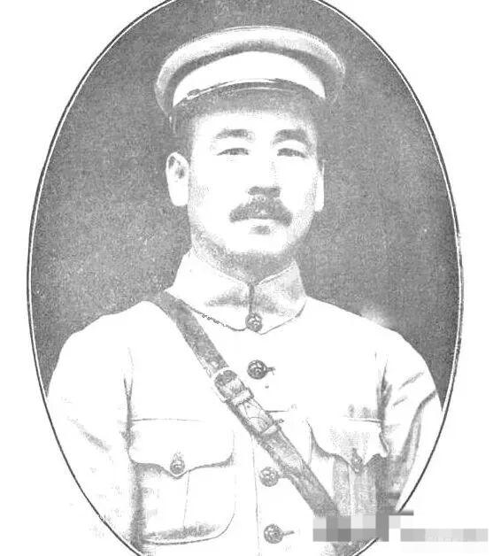 绥远省历任省主席变迁
 
说明：1928年之前为绥远特别区，长官叫都统；1929