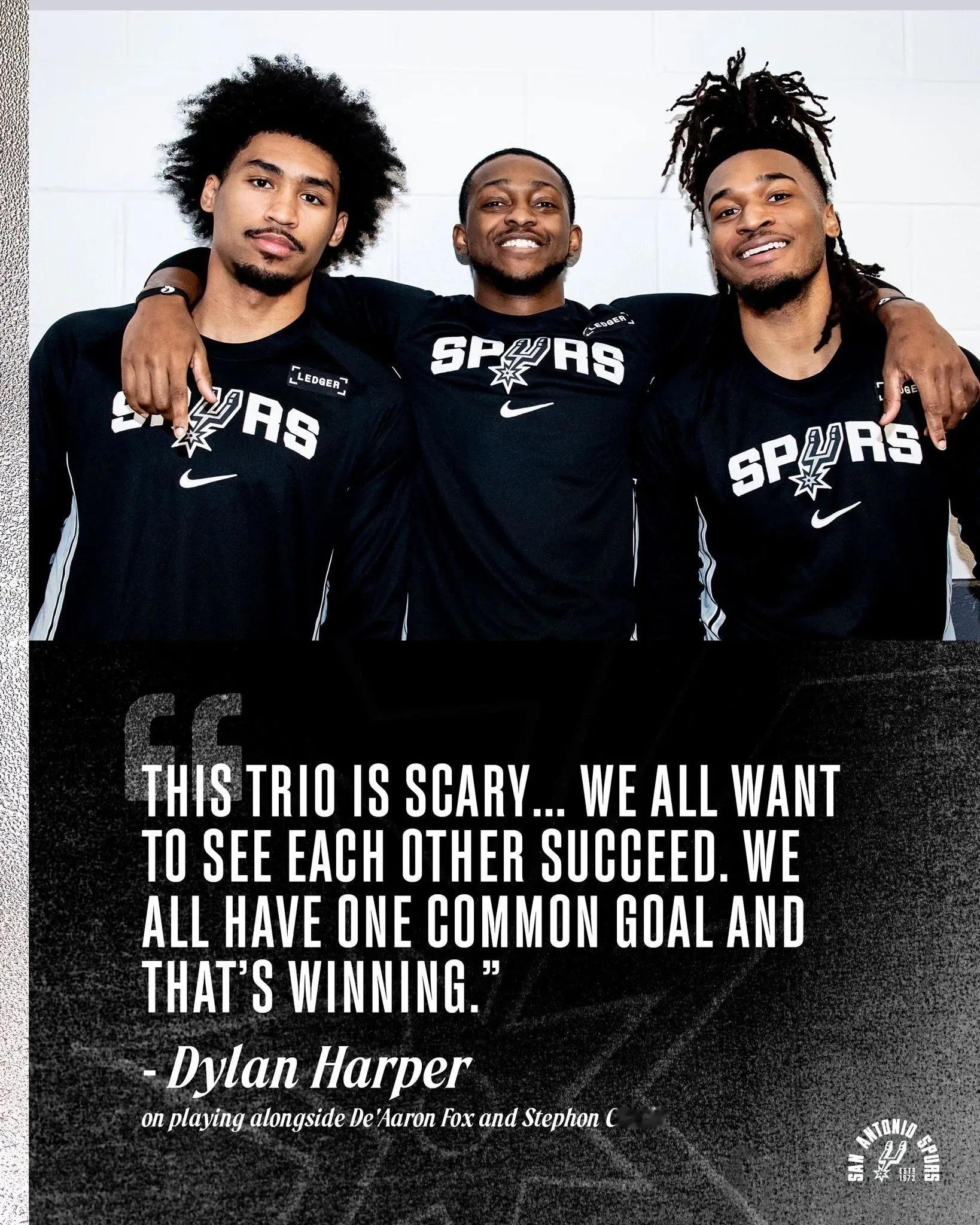 🔥三后卫！马刺官方晒哈珀语录：期待三人组更多精彩表现今日，马刺官方更新动态，晒