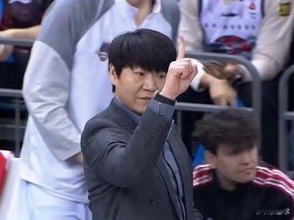 无缘23分大逆转！山东男篮客场惜败天津，于德豪两个三分难救主网页链接