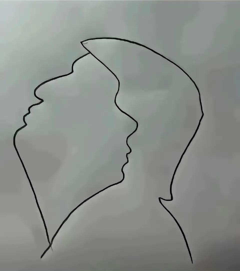 这画里有三个人？
我看来看去只看出两个，哪位大神看出三个人都是谁？ ​​​