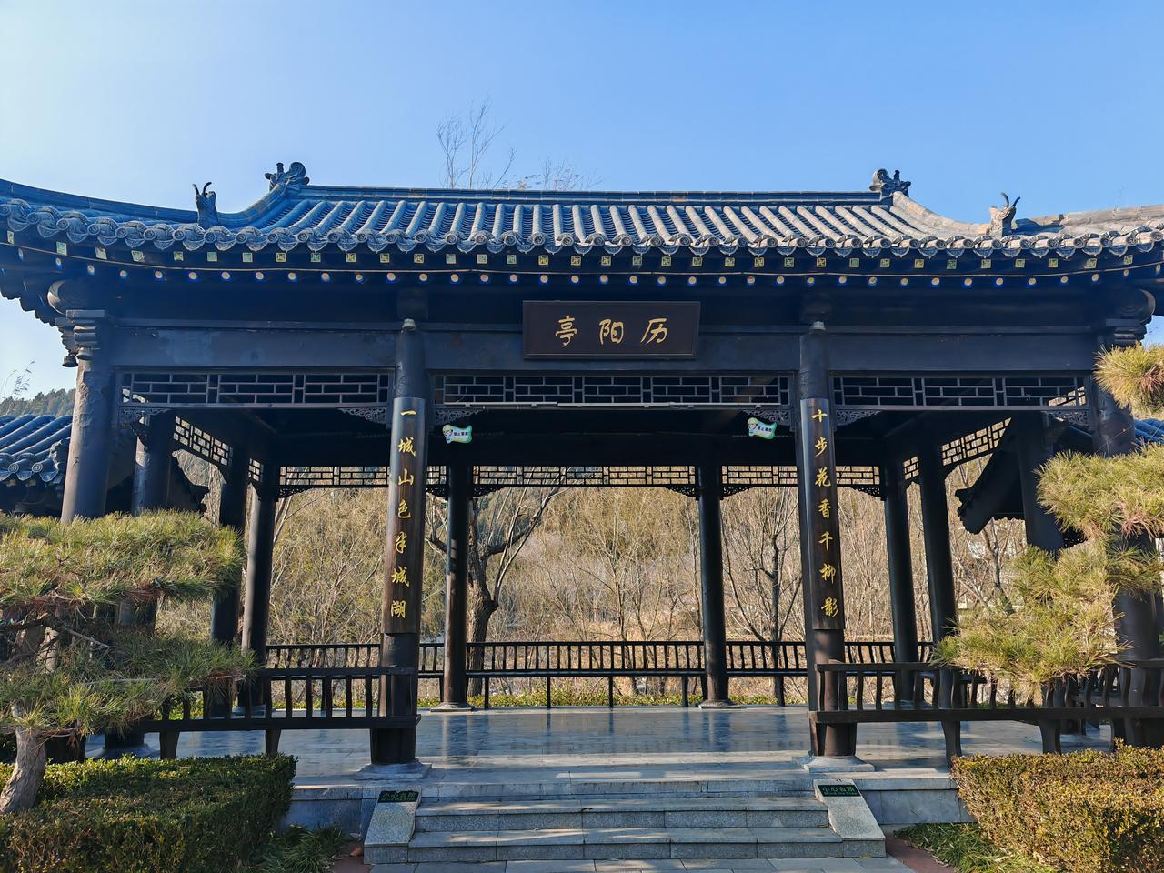 今年马上结束了，有从股市里赚钱的老铁吗？