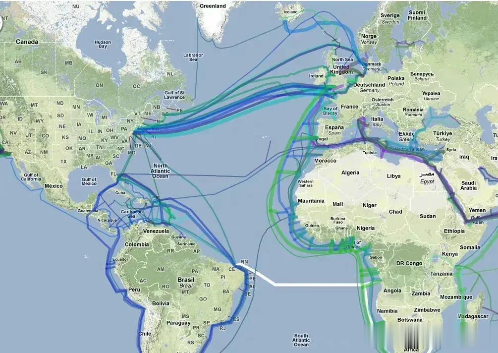 中国大陆、中国台湾省和欧美大西洋间的海底电缆图。你读懂了么呢？ ​[灵光一闪]