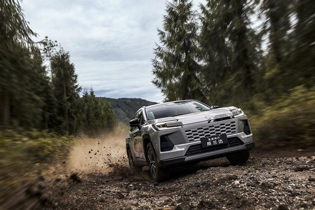 2025销量三连涨广汽改革见效科技蓄力，铂智7领衔广丰剑指80万新目标

伴随“