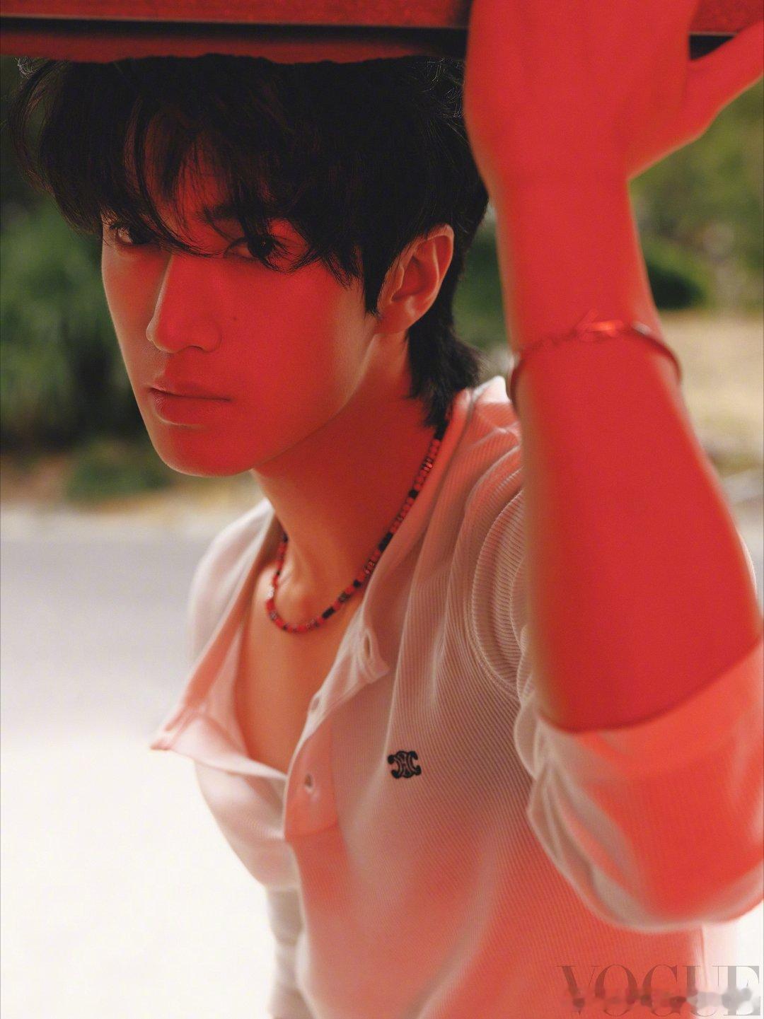 张康乐 VOGUE 大片，拍的如何？ 