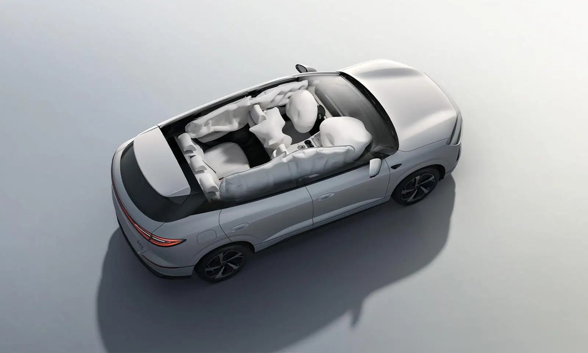 海狮06DM-i家用有多全面？省油、空间、舒适、配置都能打