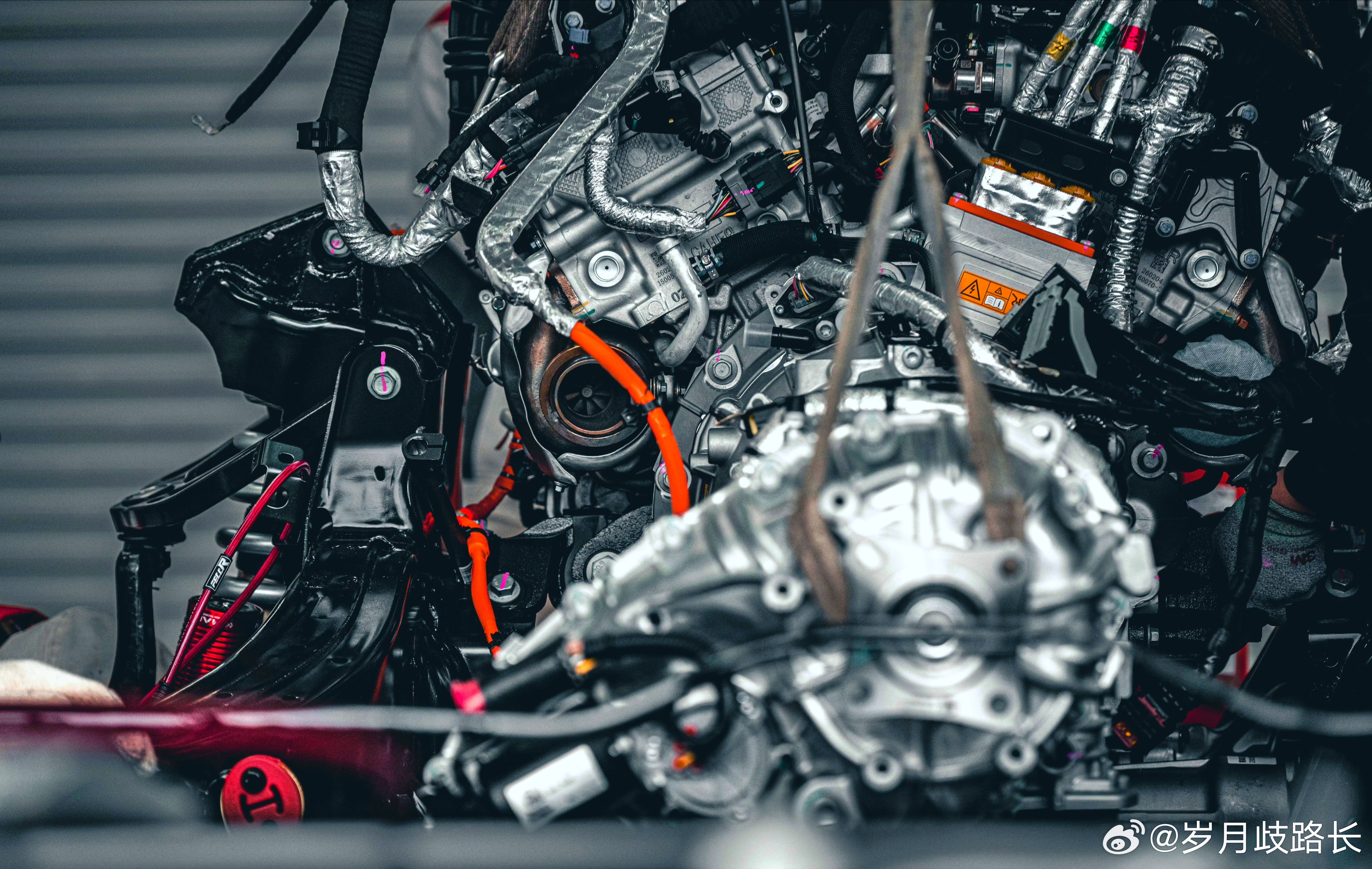 2026长城汽车环塔拉力赛我与汽车的日常 世界赛车的油电结合历史相对比较长了，但