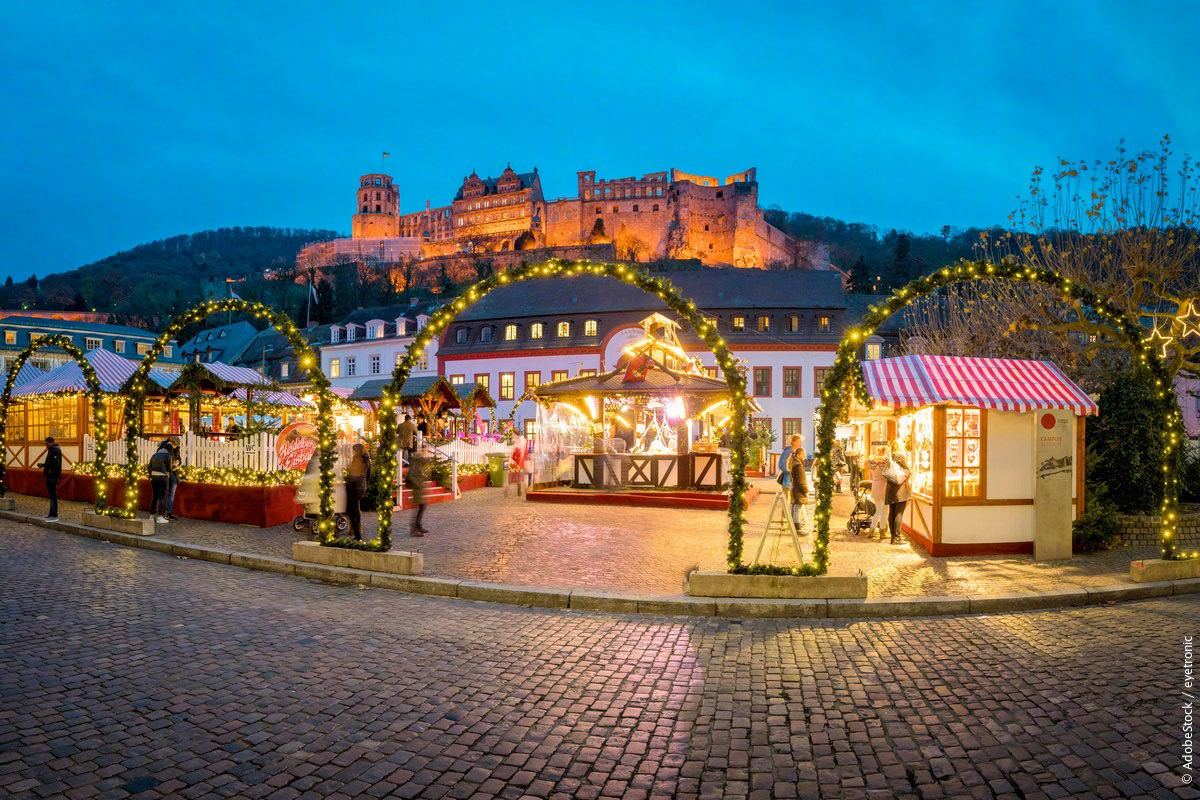 【这里是德国】我们这样过圣诞。海德堡的圣诞市场，是一场在古老城堡注视下上演的冬日