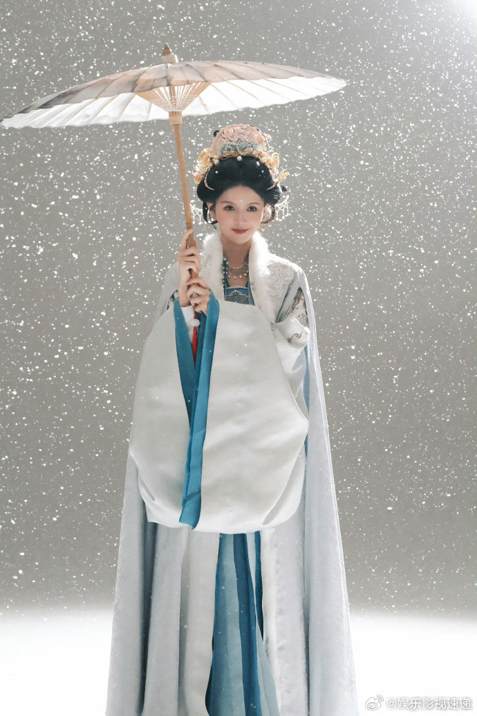 喻钟黎逐玉千字收官文 喻钟黎的收官文真的太走心了，千字篇幅把齐姝的内心世界一层层