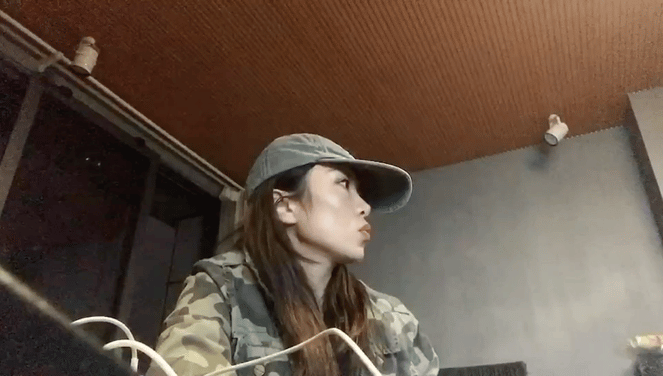 记得那时是2018年盆友最早开的音乐工作室虽然那时候硬件环境没那么好但是对音乐的
