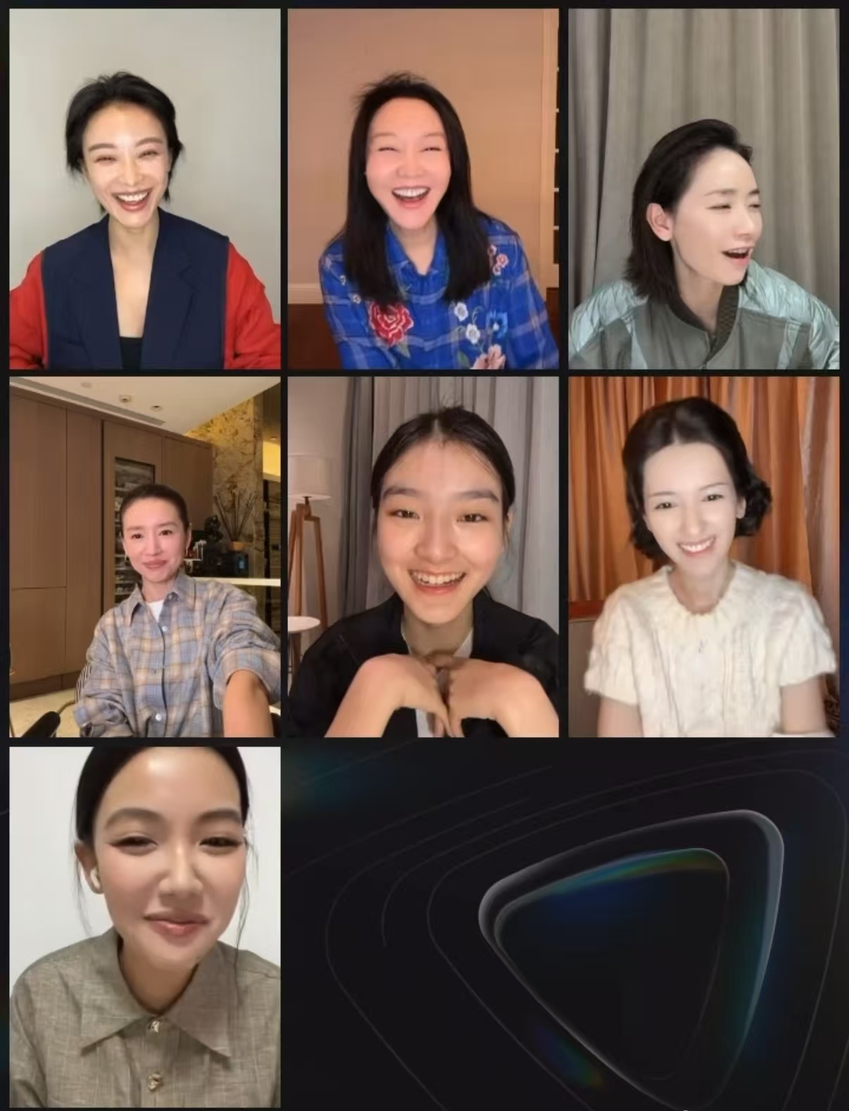 倪妮说闫妮酒醒了 闫妮在综艺里反应超快，答对问题后倪妮来句“妈你酒醒了”，这神点