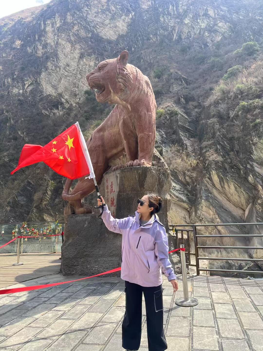 📍𝑺𝒉𝒂𝒏𝒈𝒓𝒊-𝑳𝒂香格里拉｜虎跳峡