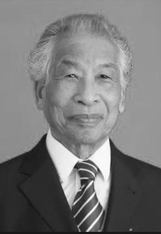 我国著名外科学家、医学教育家韩明教授，于2026年9月19日11时52分安详辞世