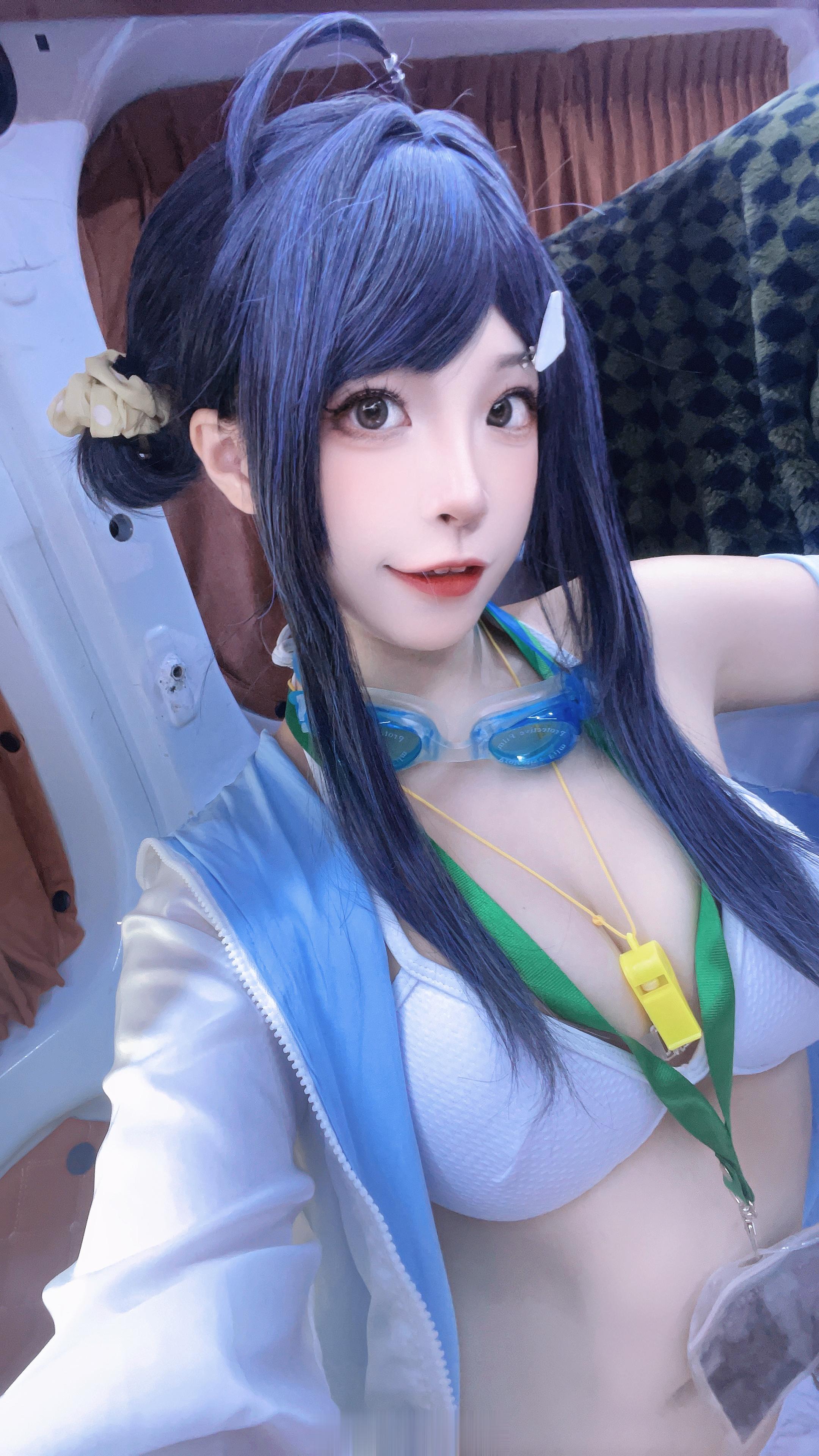 外景必下雨定律[泪]#cosplay[超话]##明日方舟羽毛笔# ​​​