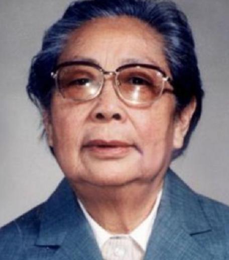 1963年，罗荣桓逝世，临终前含泪叮嘱妻子：我有一件事情放心不下
“月琴，房子的