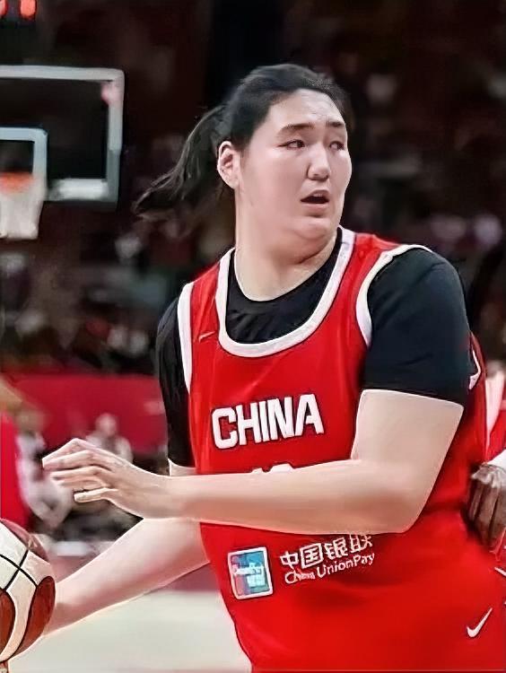 全国人民都在关注着张子宇，希望所有人都要好好善待她，保护好她，因为她是中国篮球史