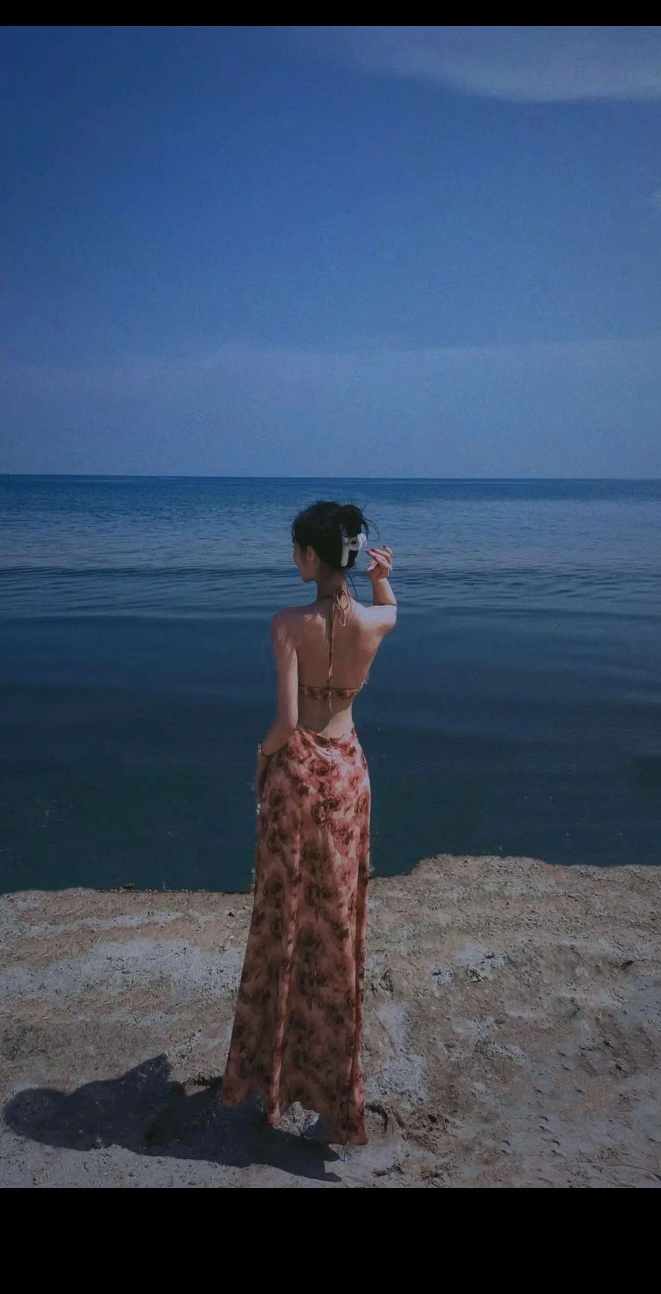 但愿我很优雅  伤口还能长出你爱的花