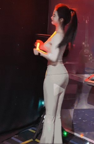 歌好听人更美，年轻就是好。