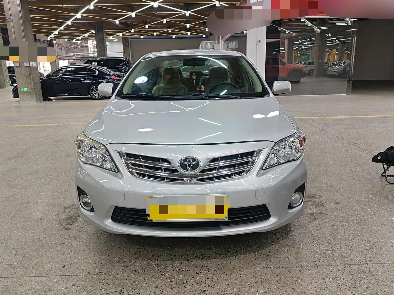 十三年时间只跑了6万公里，打开维保记录漏洞百出！
前两天帮粉丝验了一台丰田卡罗拉