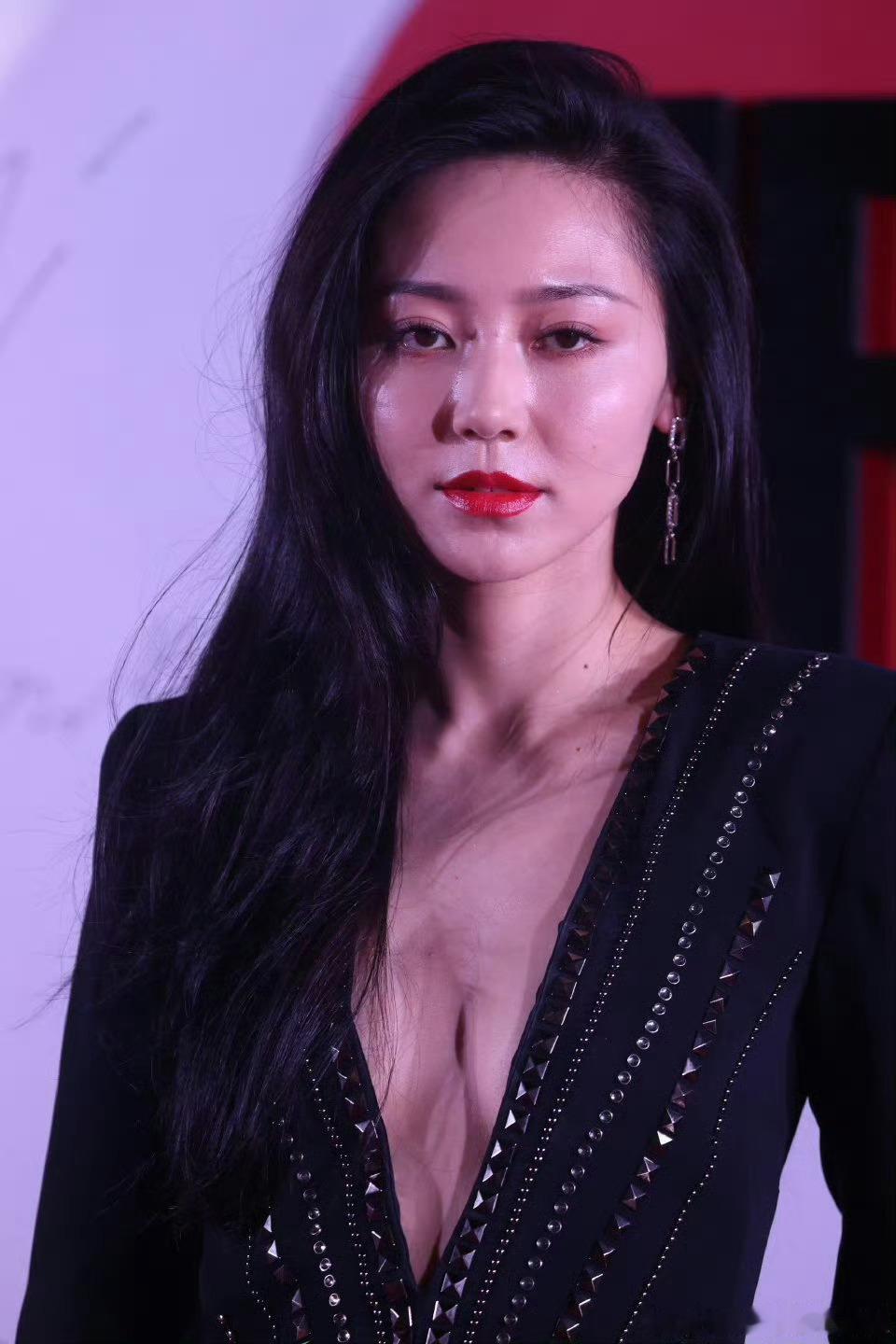 黄梦莹生图 ​​​