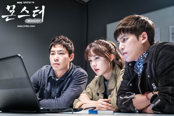 韩剧回顾 Monster 首播10周年主演：姜至奂、成宥利、朴基雄、秀贤2016