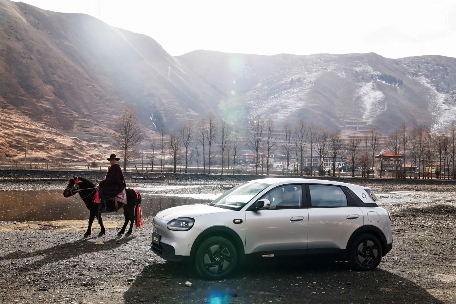 七万元买QQ到底贵不贵全新QQ3直接把豪车配置焊在A0级纯电车上，入门即高配真的