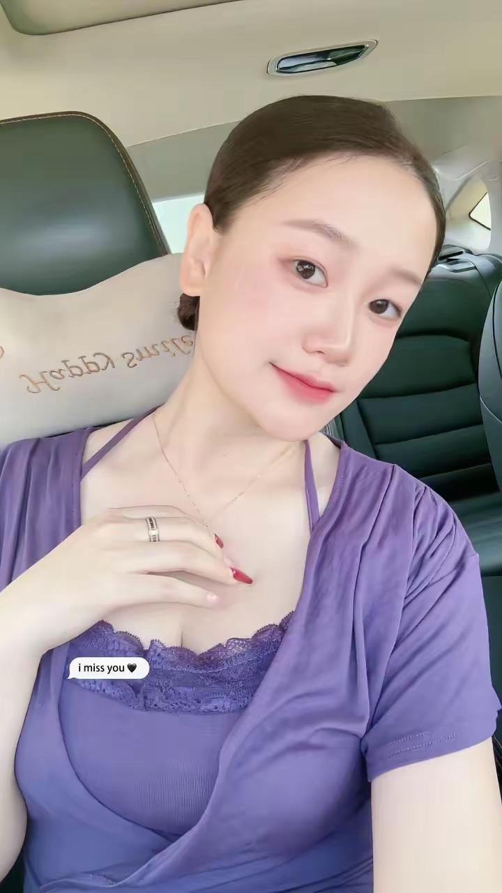 越来越不相信我男朋友了，总觉得他跟我说晚安以后，会跟他老婆做对不起我的事