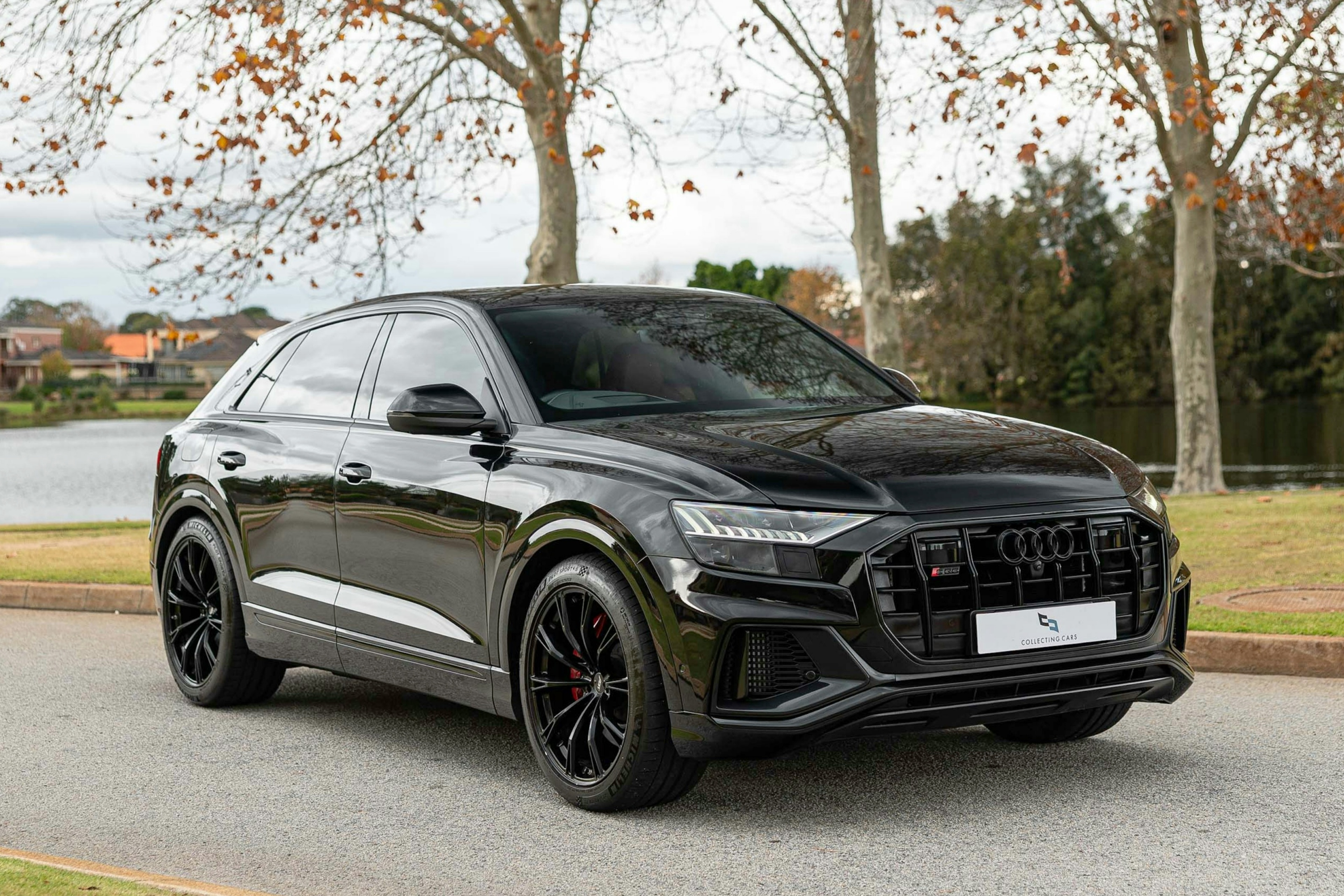 2023 Audi SQ8 汽车视觉 奥迪sq8 丨Mythos Black M
