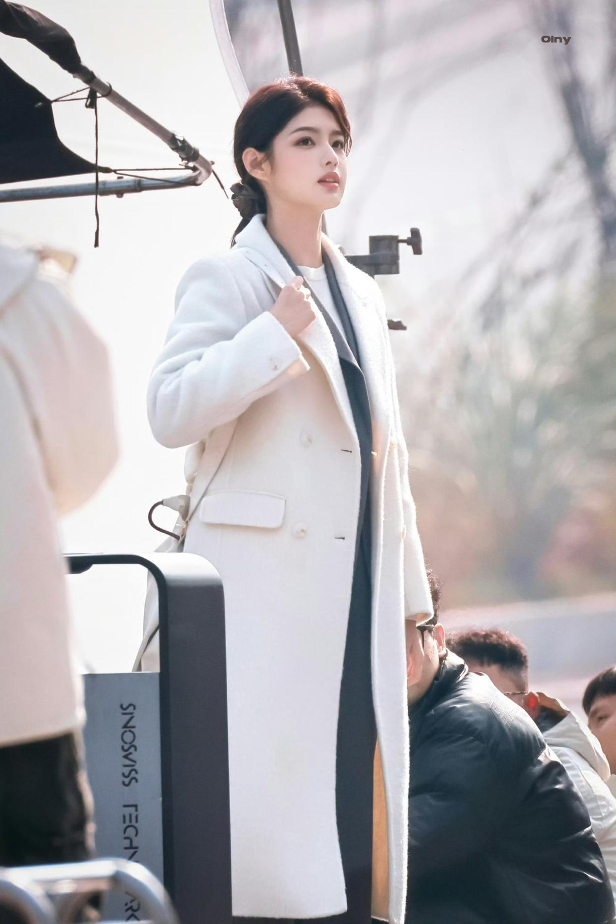 艾米：发型是什么风格我就是什么风格 