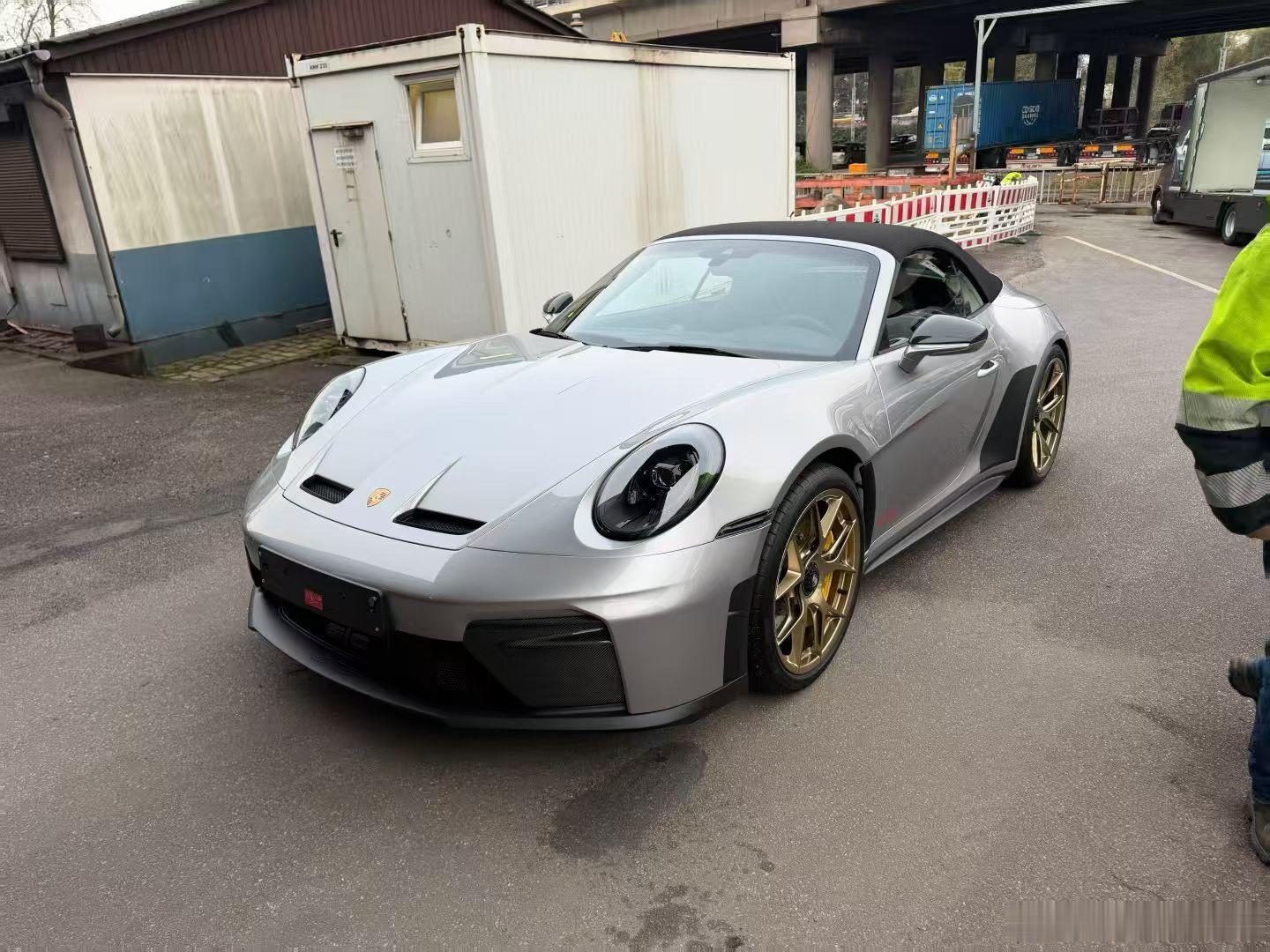 GT3 SC 准备起运 天津见[耶] ​​​