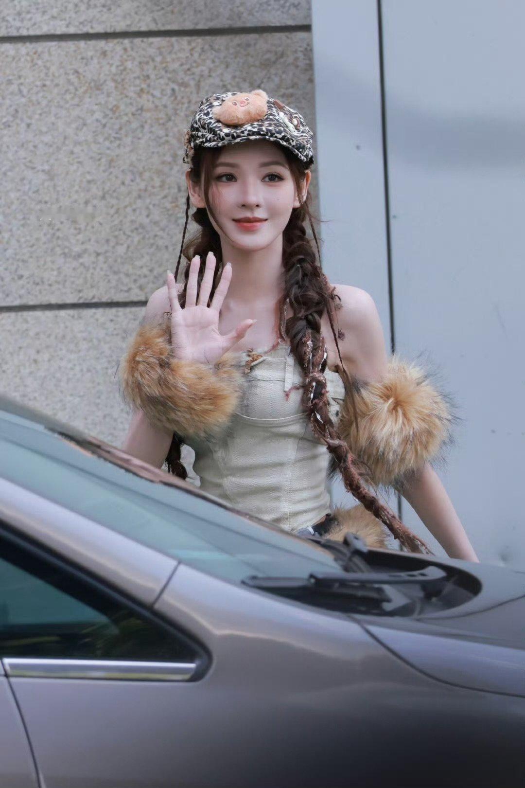 张予曦辣妹造型张予曦废土风造型张予曦你好辣啊！ ​​​