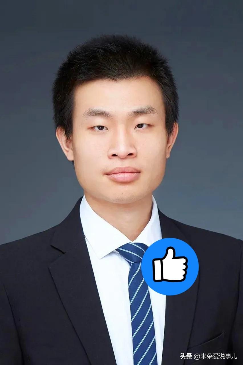 恭喜“韦神

恭喜韦东奕，2026年2月1日正式被北京大学数学科学学院聘为长聘副