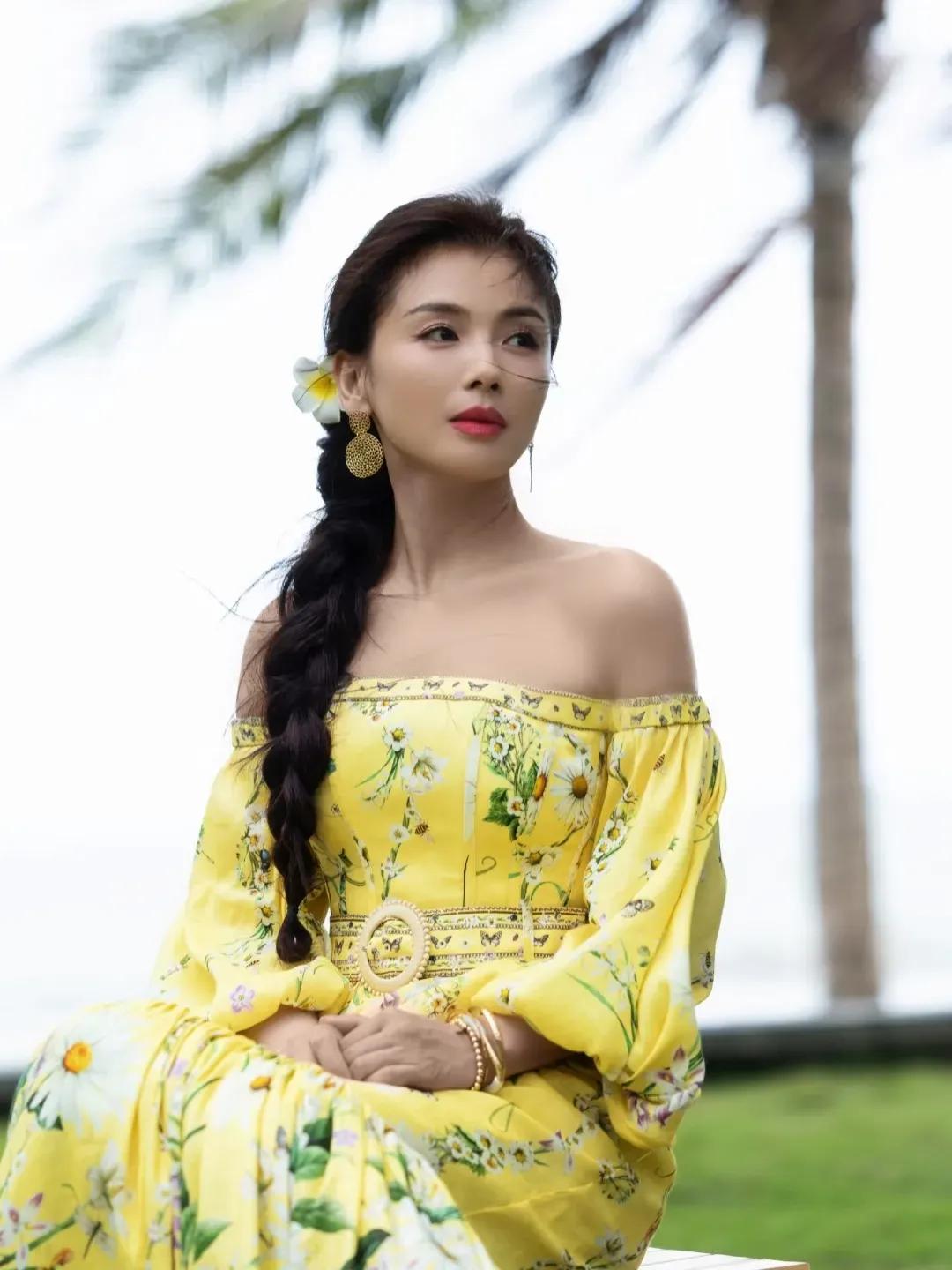 每天只睡5小时的刘涛，以后可能真要少演戏了。
 
不是她演技掉链子，也不是没好资