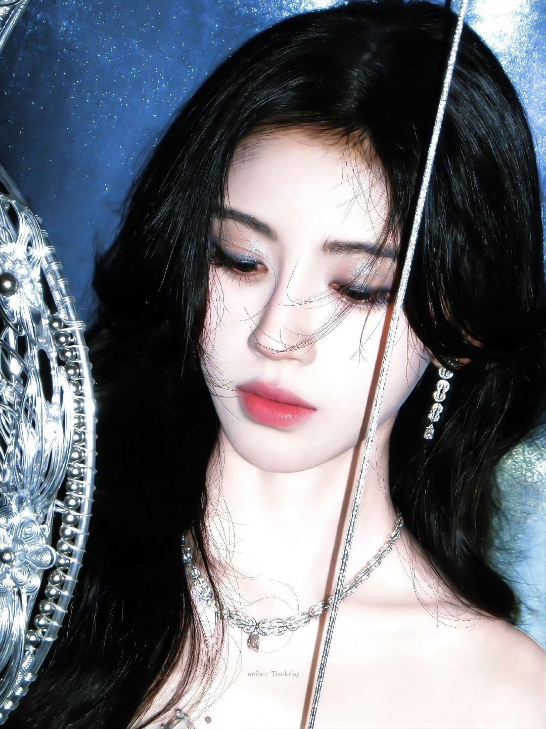 鞠婧祎 jjy鞠婧祎露芜衣 jjy鞠婧祎月鳞绮纪 “在梦以外的地方我见不到你”?