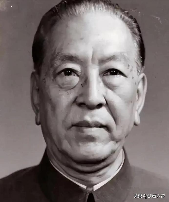 “扬言铲平中国？”1969年，欧洲著名穷国家阿尔巴尼亚向中国索要援助，甚至要求给
