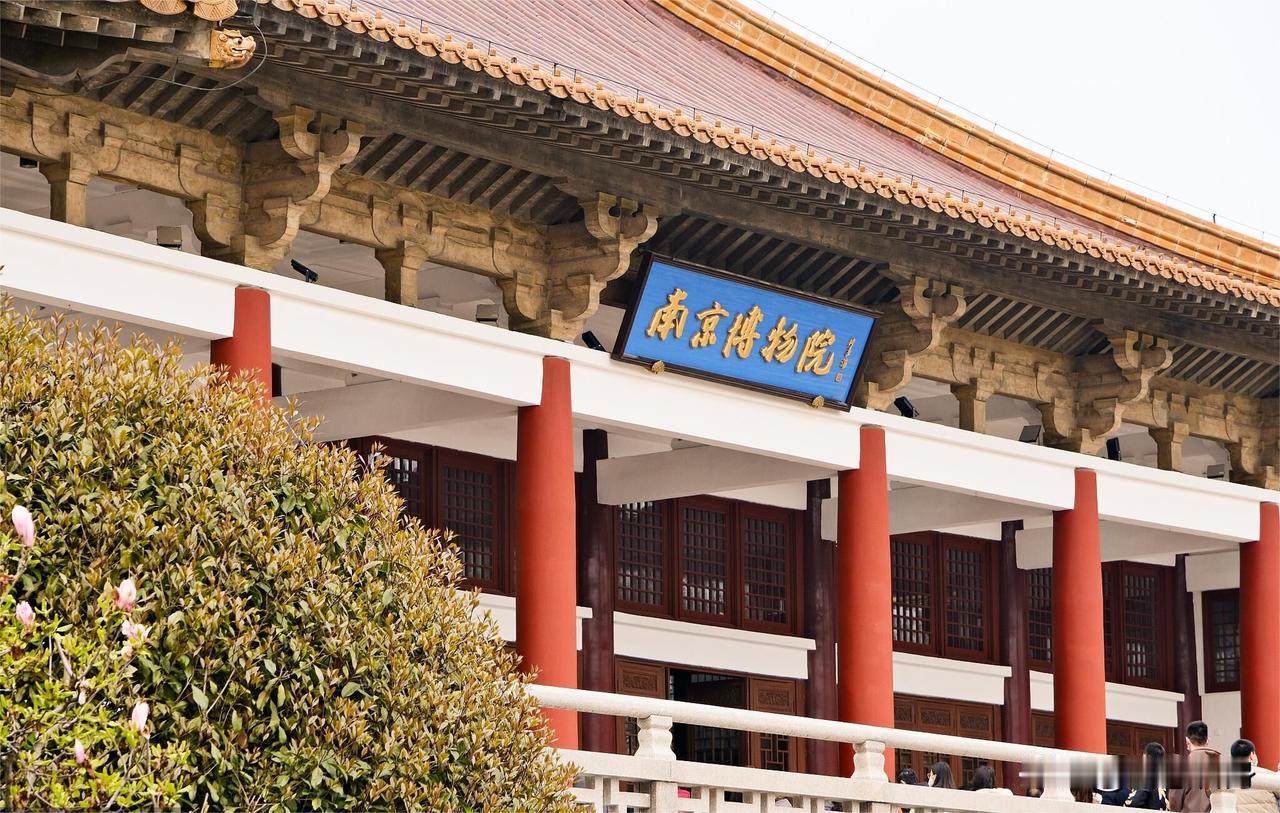 旧闻重读：重庆大学670万元建“赝品博物馆”？6年未公布赝品调查结果，展品有疑似