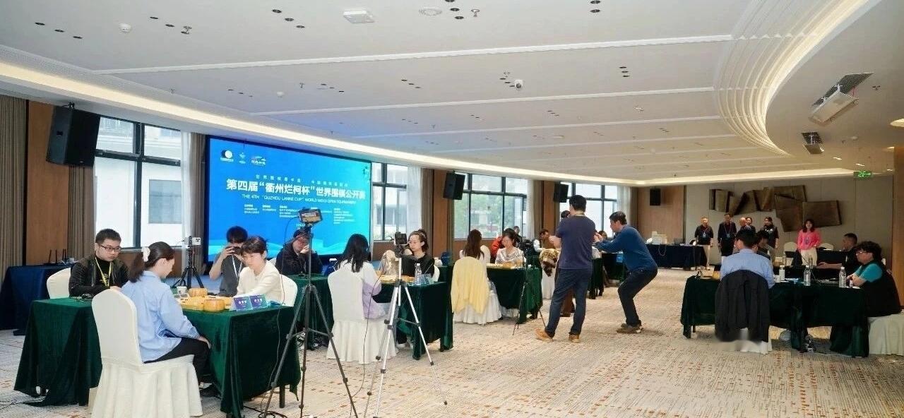 “烂柯杯”预赛中韩两队的对阵情况：
    檀啸～卞相壹
檀啸执黑，但是卞相壹这