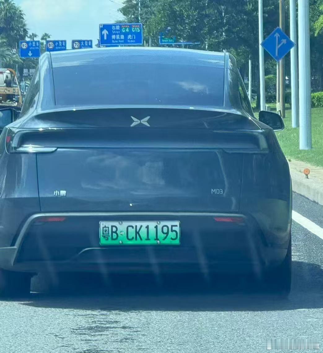 【看空的人偶尔正确，但相信的人往往成功】空头颤抖吧，对于AI相关的科技企业，你不