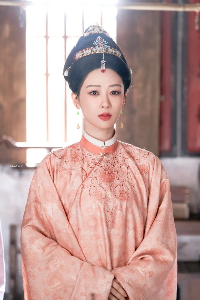 杨紫家业 杨紫李祯 我也不想脑袋里满满都是你，可是怎么办？我又不能把脑袋丢掉！ 