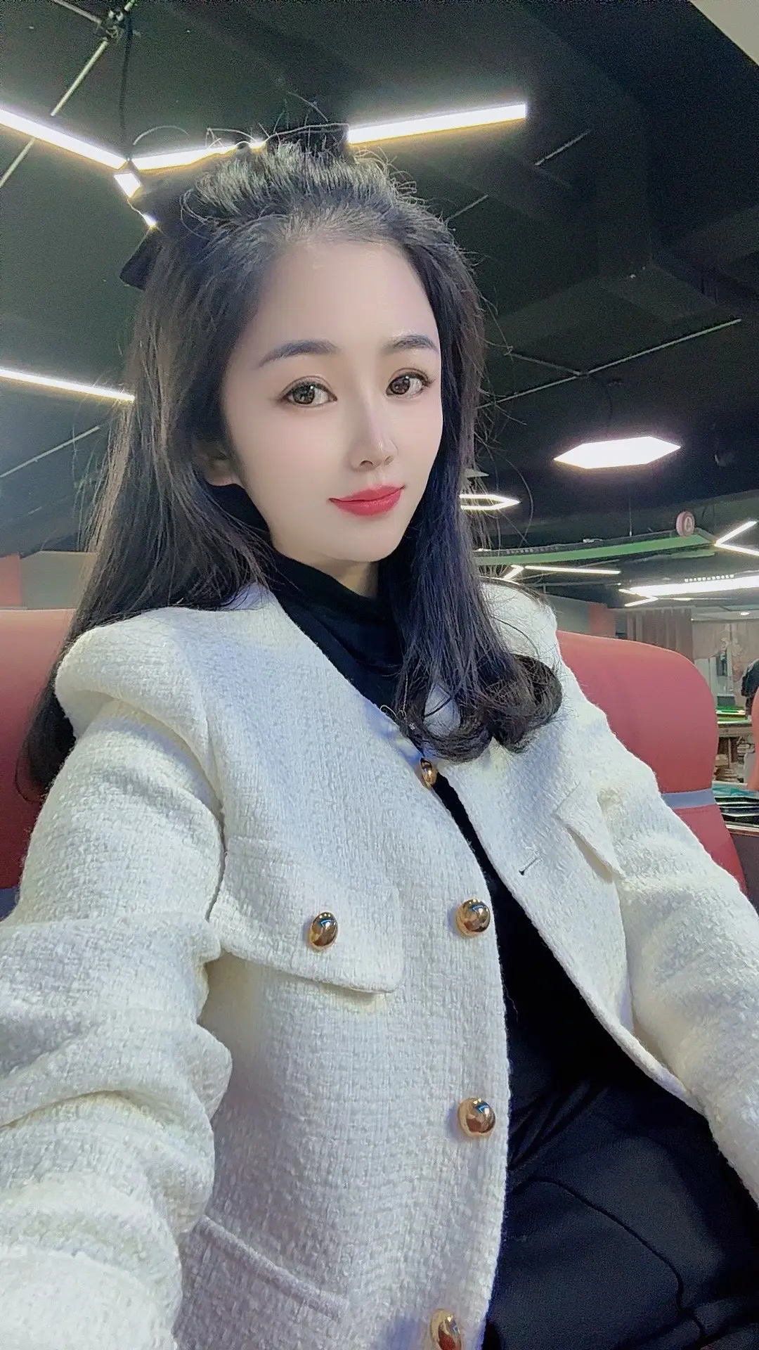 好男人的特征就是：心太软、重感情、急性子、有点小脾气但心很善良，往往这种男都输了