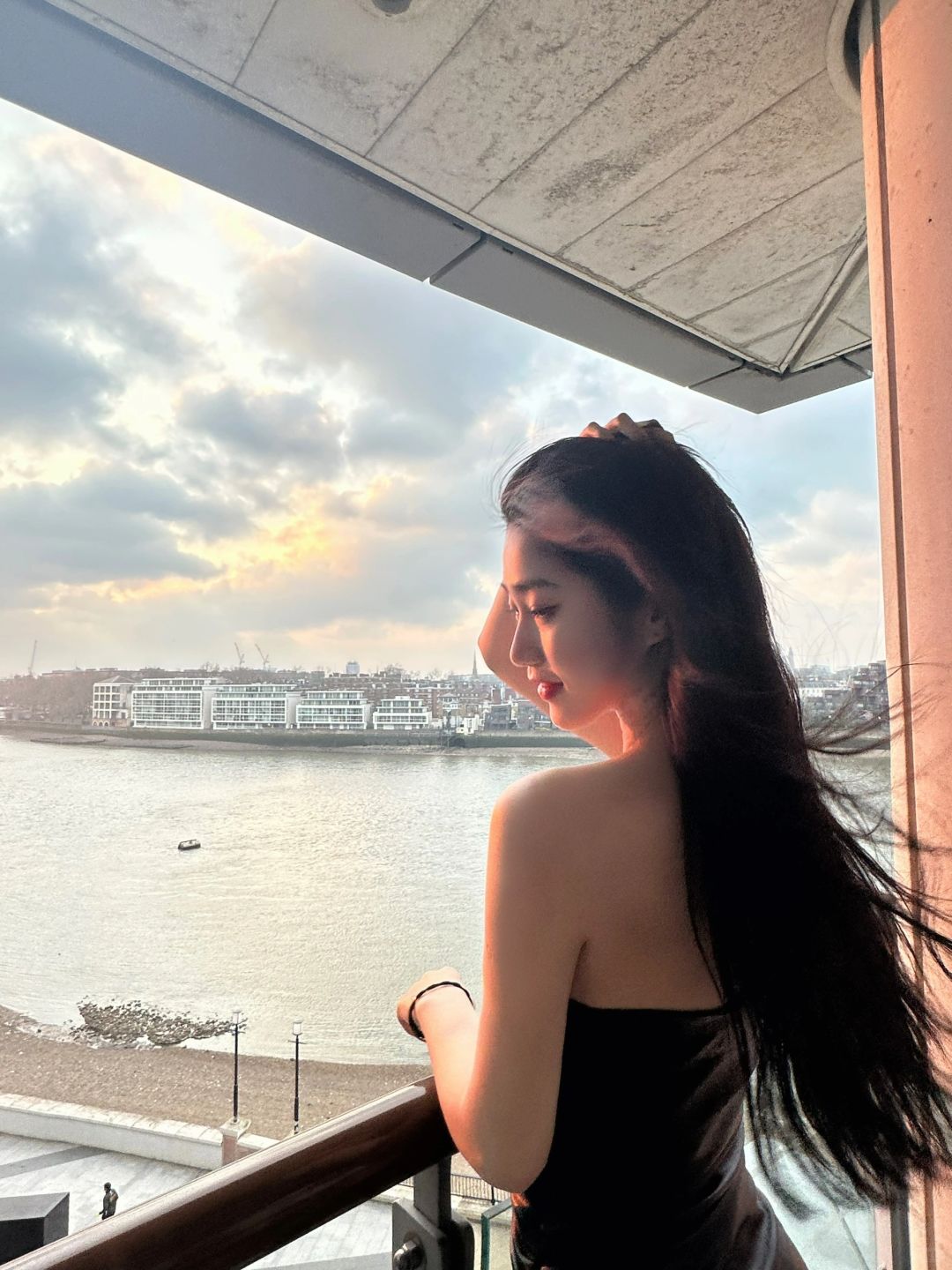 爱是自由意识的沉沦