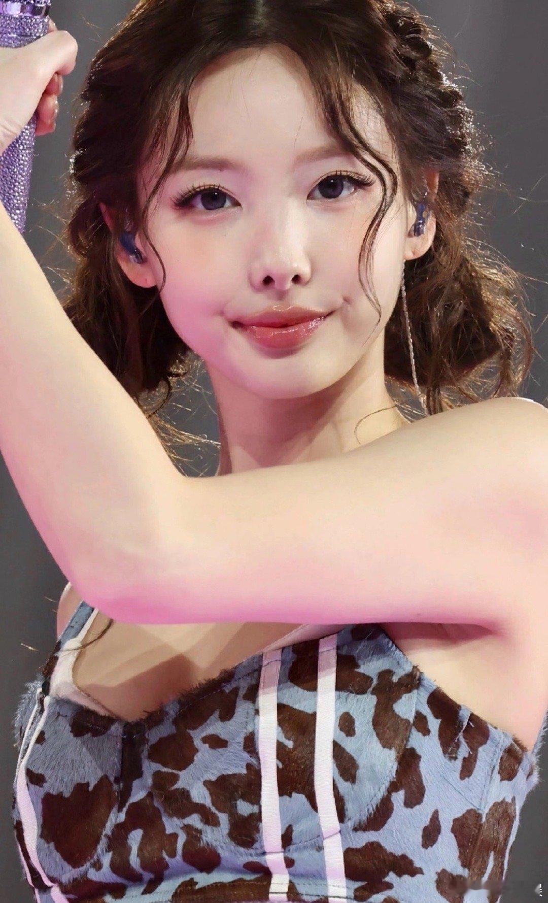 林娜琏我们喜欢你！兔子🐰我们喜欢你🫶 